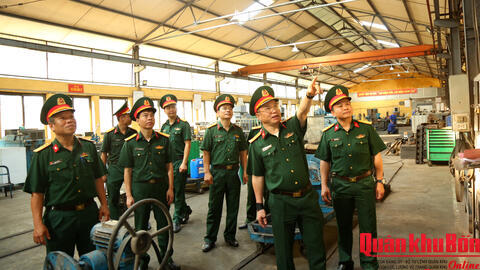 Quân khu 4: Kiểm tra công tác hậu cần, kỹ thuật tại Xưởng 467