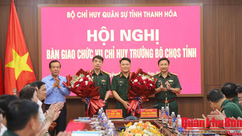 Thanh Hoá bàn giao chức vụ Chỉ huy trưởng Bộ Chỉ huy Quân sự tỉnh