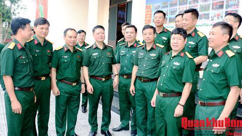 Thiếu tướng Hoàng Duy Chiến, Phó Tư lệnh Quân khu 4 dự khai giảng lớp bồi dưỡng kiến thức quốc phòng và an ninh đối tượng 2
