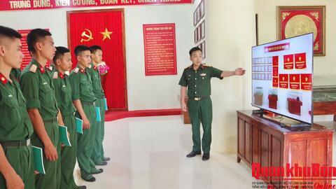 Trung đoàn 3, Sư đoàn 324 (Quân khu 4) tổ chức giáo dục truyền thống cho bộ đội