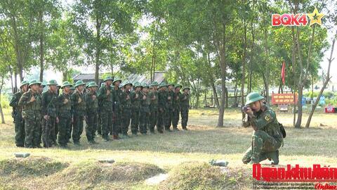 Phóng sự: CHIẾN SỸ MỚI SƯ ĐOÀN 968 THI ĐUA GIÀNH "HOA ĐIỂM GIỎI".