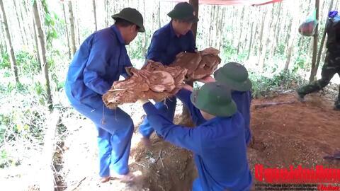 Phóng sự truyền hình: HÀNH TRÌNH THIÊNG LIÊNG TRÊN "MIỀN ĐẤT LỬA".