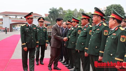 Quân khu 4 và các đơn vị, địa phương Lào: Làm sâu sắc hơn quan hệ đoàn kết, hữu nghị