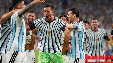 Messi nối dài kỷ lục, Argentina thắng kịch tính Cape Verde