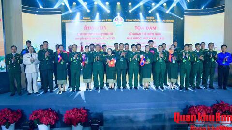 Sĩ quan trẻ Việt Nam - Lào thắt chặt tình hữu nghị
