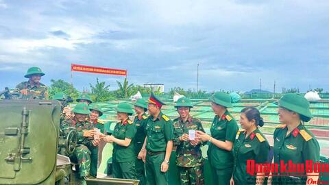 Hội Phụ nữ Lữ đoàn Phòng không 283 tổ chức hoạt động động viên, tiếp sức bộ đội