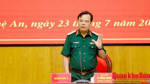 Bộ Tham mưu Quân khu 4 giao nhiệm vụ diễn tập tác chiến phòng thủ Quân khu năm 2026