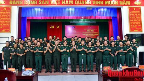 Nghệ An: Tập huấn nghiệp vụ công tác cứu hộ, cứu nạn cho  Bộ Chỉ huy Quân sự tỉnh Xiêng Khoảng, Lào