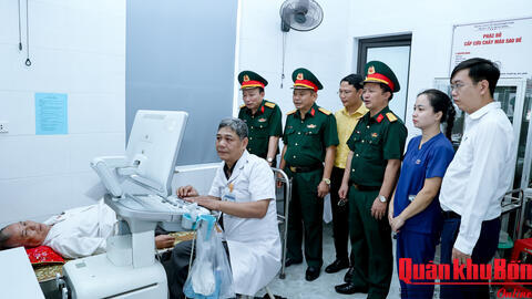 Lữ đoàn Phòng không 283: Làm công tác dân vận tại phường Vinh Hưng (Nghệ An)