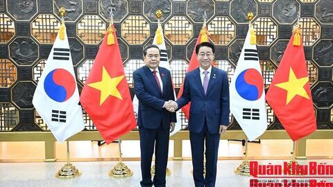 Chủ tịch Quốc hội Trần Thanh Mẫn hội đàm với Chủ tịch Quốc hội Hàn Quốc Cho Jeong Sik