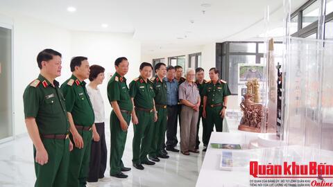 Thông qua phương án trưng bày Bảo tàng Quân khu 4