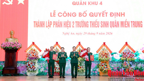 Quân khu 4 công bố Quyết định thành lập Phân hiệu Trường Thiếu sinh quân miền Trung