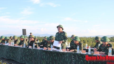 Quân khu 4 thông qua phương án thực binh diễn tập tại Hà Tĩnh