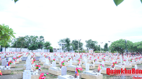 Tháo gỡ khó khăn khi làm hồ sơ công nhận liệt sĩ cho thương binh từ trần