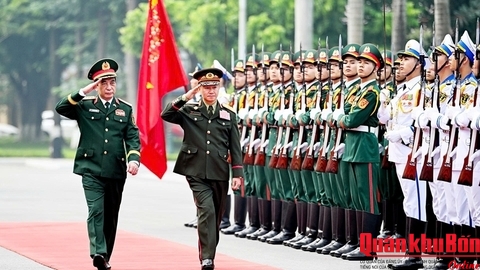 Đại tướng Phan Văn Giang chủ trì lễ đón Phó thủ tướng, Bộ trưởng Bộ Quốc phòng Lào