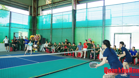 Bộ Tham mưu Quân khu 4: Giao hữu Pickleball chào mừng Ngày truyền Phụ nữ Việt Nam 20/10