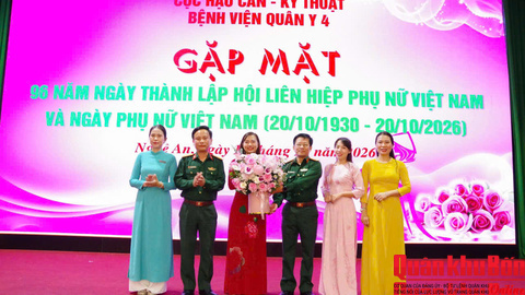 Bệnh viện Quân y 4:  Gặp mặt 96 năm Ngày Phụ nữ Việt Nam 20/10