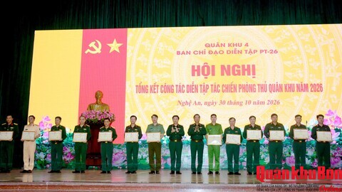 Quân khu 4 tổng kết công tác diễn tập tác chiến phòng thủ năm 2026