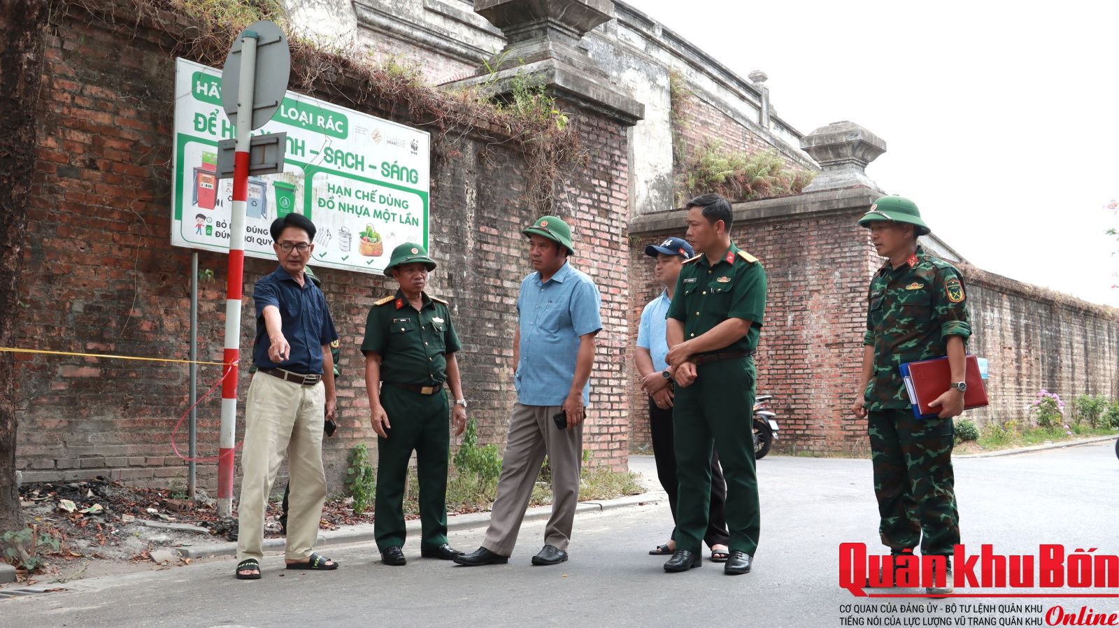 Thành phố Huế đề nghị hỗ trợ máy rađa xuyên đất khảo sát vị trí mộ liệt sĩ tập thể