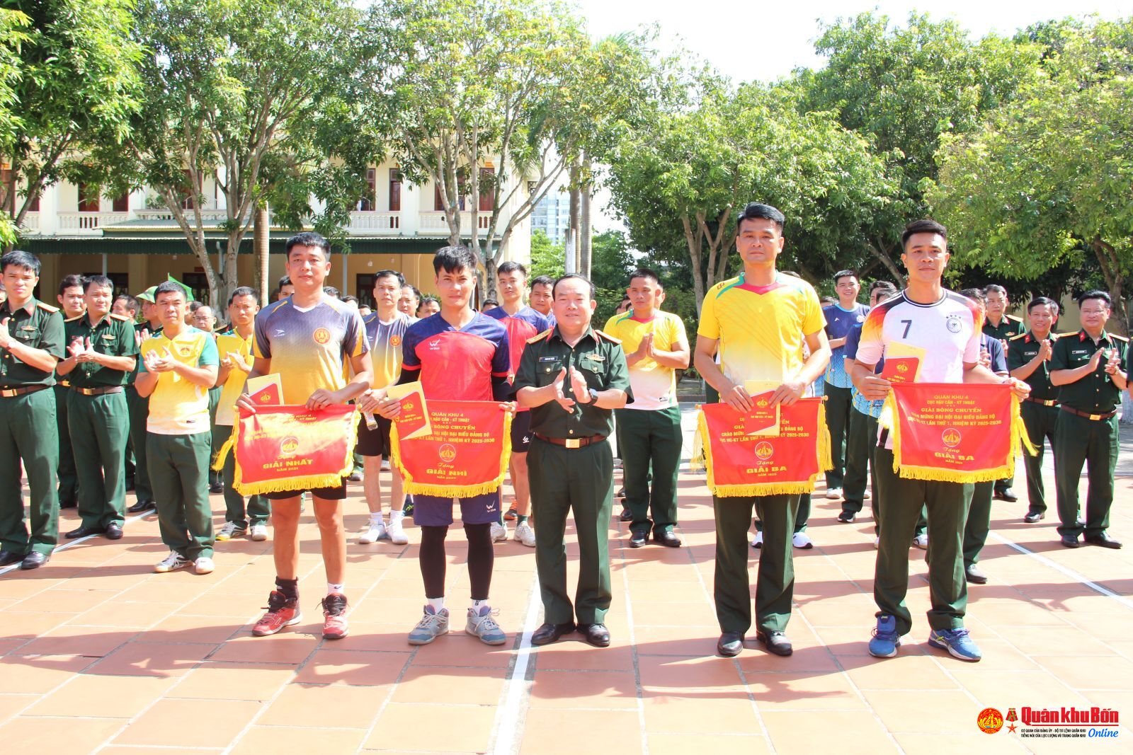 Bế mạc Giải bóng chuyền chào mừng Đại hội Đảng bộ Cục Hậu cần – Kỹ thuật lần thứ I