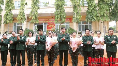 Cục Chính trị Quân khu 4: Sôi nổi hoạt động chào mừng ngày Quốc tế Phụ nữ