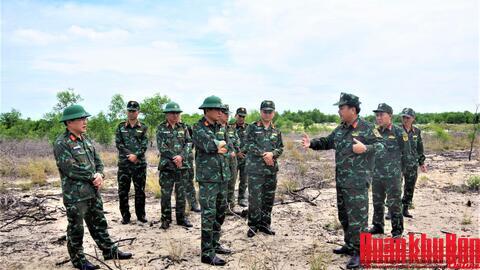 Bộ Chỉ huy Quân sự tỉnh Hà Tĩnh kiểm tra Phân đội Đảo Sơn Dương