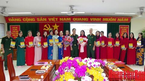 Hội Phụ nữ cơ sở Hệ 5 (Học viện Chính trị): Gặp mặt kỷ niệm 96 năm Ngày thành lập Hội Liên hiệp Phụ nữ Việt Nam