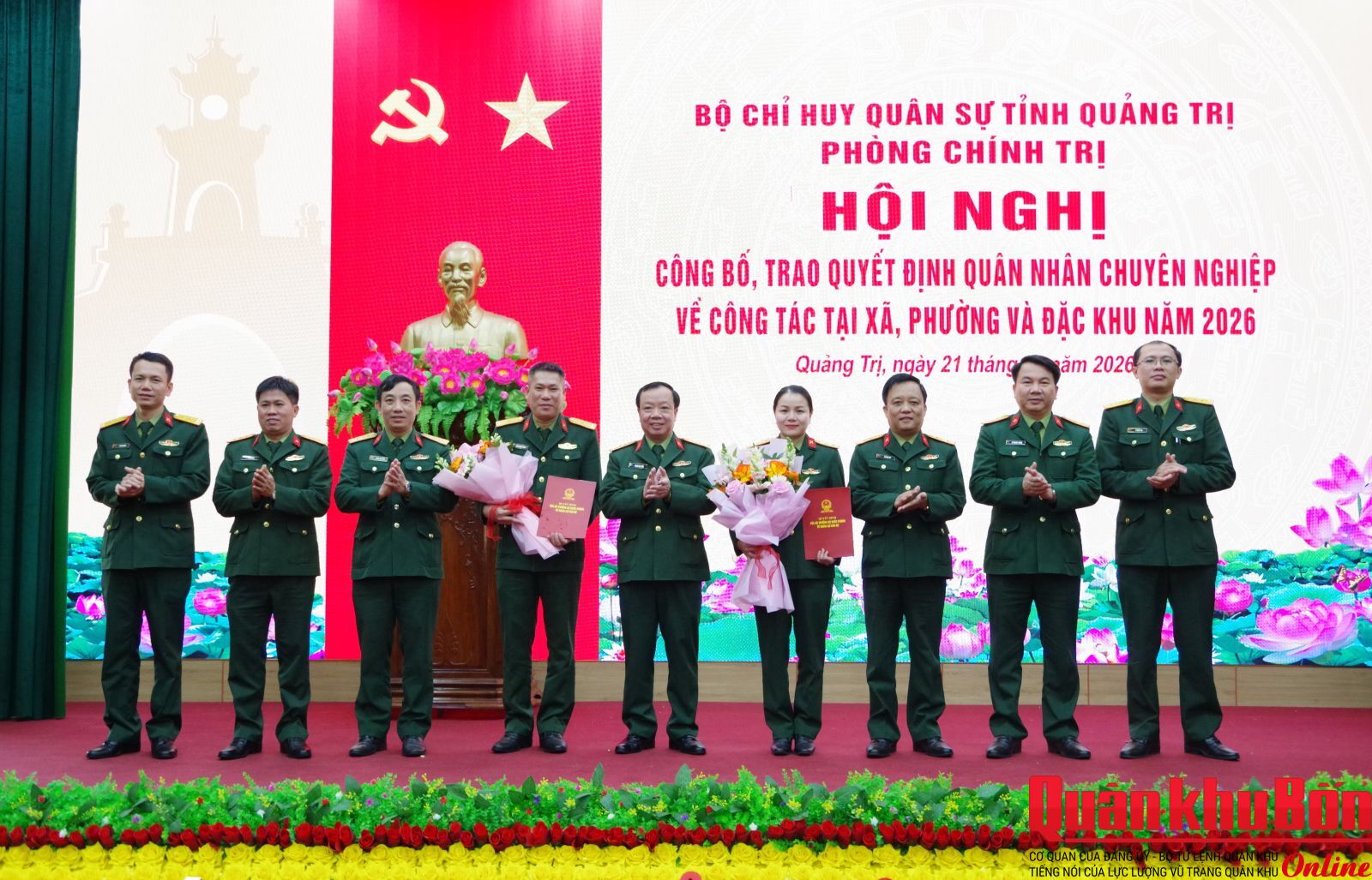 Bộ Chỉ huy Quân sự tỉnh Quảng Trị: Trao quyết định cho quân nhân chuyên nghiệp về công tác tại các xã, phường, đặc khu