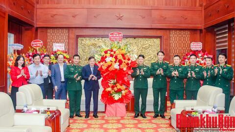 Tỉnh Quảng Trị chúc mừng lực lượng vũ trang Quân khu 4