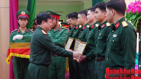 Bộ Chỉ huy Quân sự tỉnh Quảng Trị: Tuyên dương khen thưởng thành tích nhiệm vụ A80