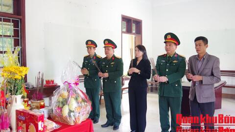Ban Chỉ đạo 515 tỉnh Quảng Trị Thắp hương, viếng các hài cốt liệt sĩ quy tập được tại xã tại xã Đakrông và xã Khe Sanh