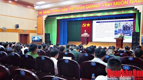 Hà Tĩnh tập huấn, bồi dưỡng lý luận diễn tập khu vực phòng thủ năm 2026