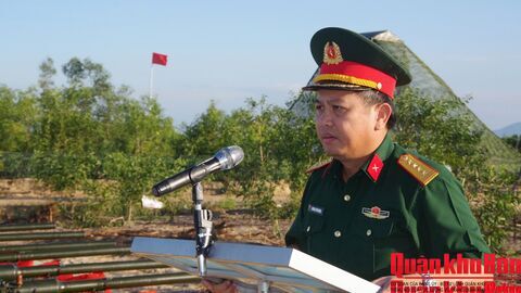 Hà Tĩnh: Thăm, tặng quà các đơn vị tham gia diễn tập năm 2026