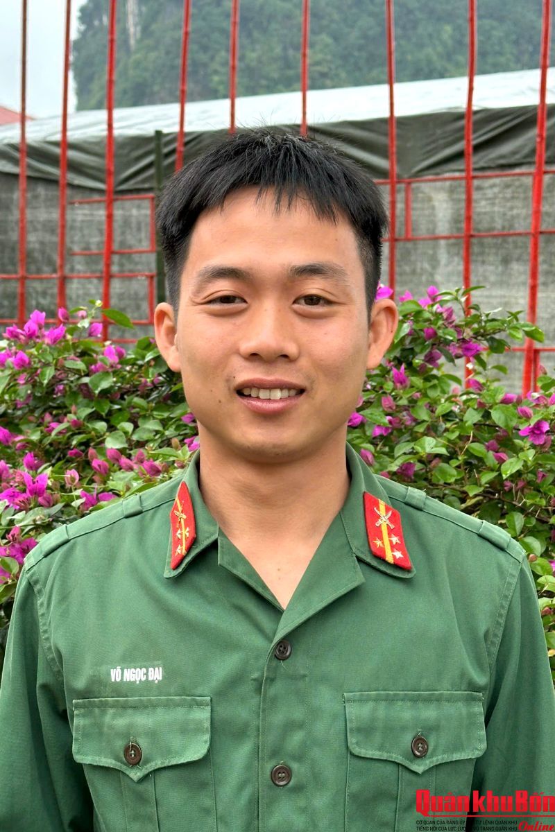 “Người anh cả” của tiểu đội