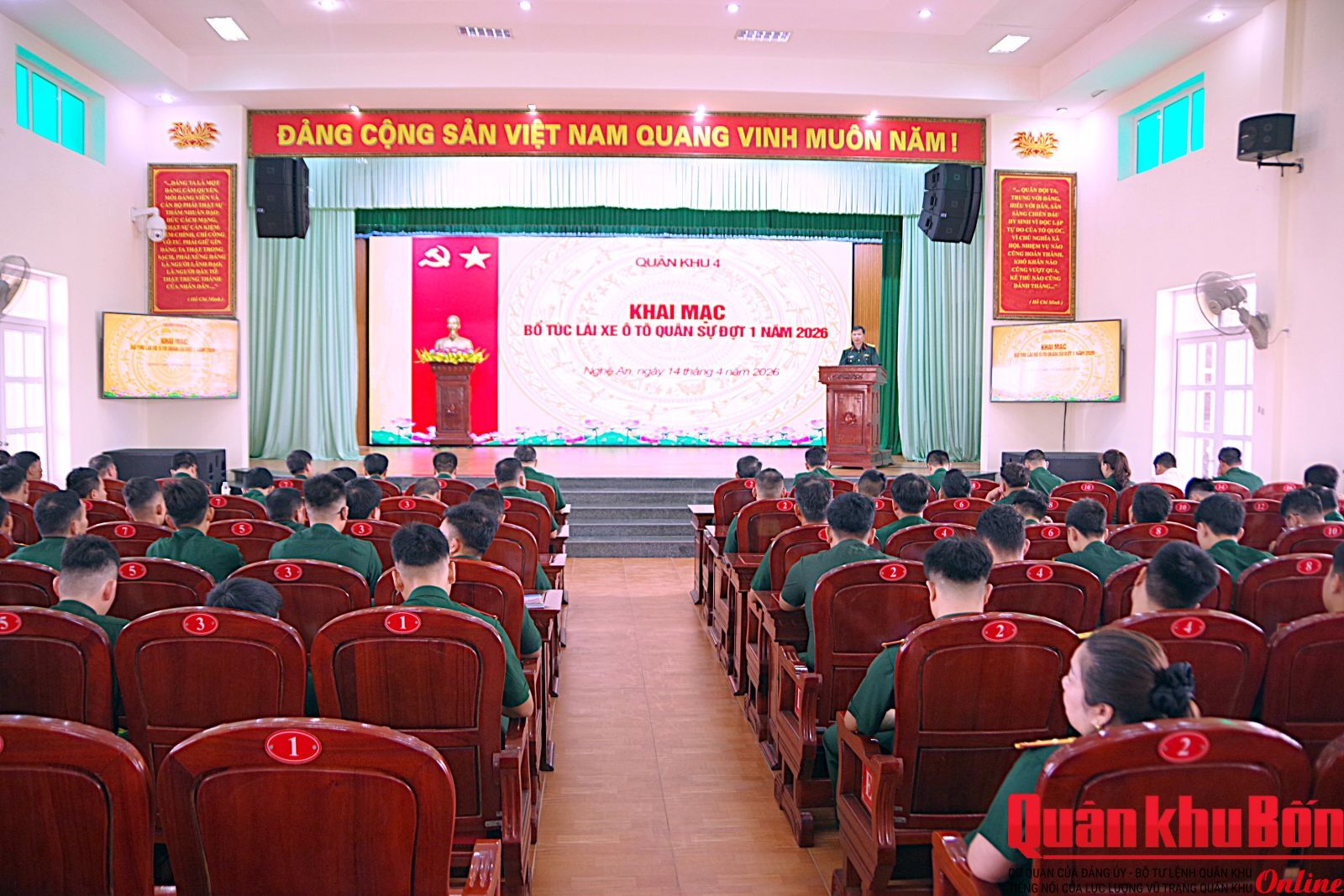 Quân khu 4: Khai mạc lớp bổ túc lái xe quân sự