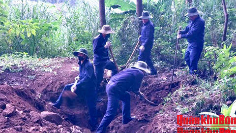 Hành trình tri ân giữa đại ngàn Lào