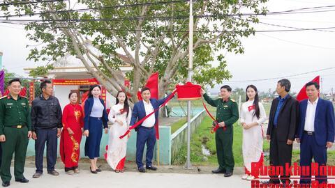 Tiểu đoàn Phòng hóa 38, Bộ Tham mưu Quân khu 4: Khánh thành công trình “Thắp sáng đường cờ mẫu” tại xã Kim Liên