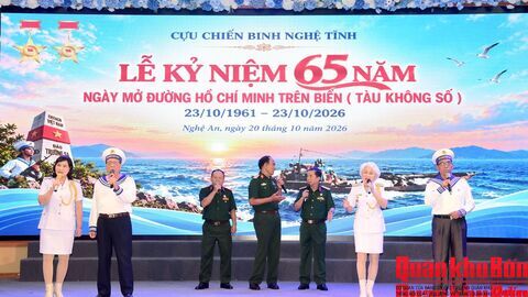 Kỷ niệm 65 năm Ngày mở Đường Hồ Chí Minh trên biển tại Nghệ An