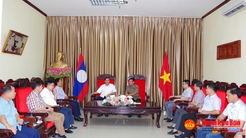 Đoàn công tác tỉnh Thừa Thiên Huế: Chào xã giao Tổng Lãnh sự quán Việt Nam tại thành phố Paksé, Lào