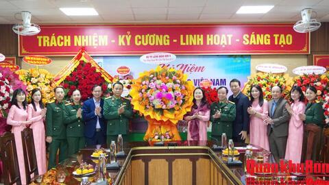 Bộ Chỉ huy Quân sự tỉnh Quảng Trị chúc mừng Sở Giáo dục và Đào tạo tỉnh  và các Nhà trường nhân ngày Nhà giáo Việt Nam