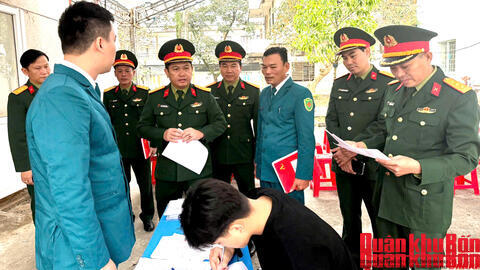 Bộ Chỉ huy Quân sự tỉnh Quảng Trị kiểm tra công tác khám tuyển nghĩa vụ quân sự năm 2026