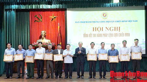 Sáng mãi phẩm chất “Bộ đội Cụ Hồ” trên quê hương Bác