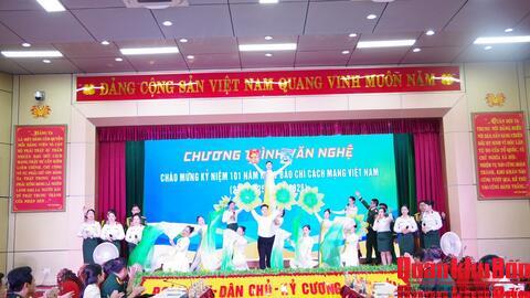 Bộ Chỉ huy Quân sự tỉnh Quảng Trị tổ chức gặp mặt các cơ quan báo chí