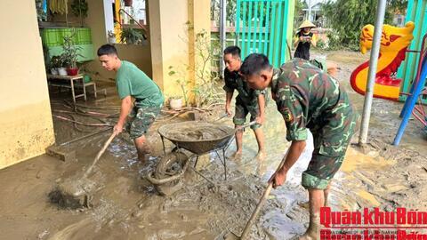 Bộ Chỉ huy Quân sự thành phố Huế: Huy động tối đa hỗ trợ Nhân dân khắc phục hậu quả mưa lũ
