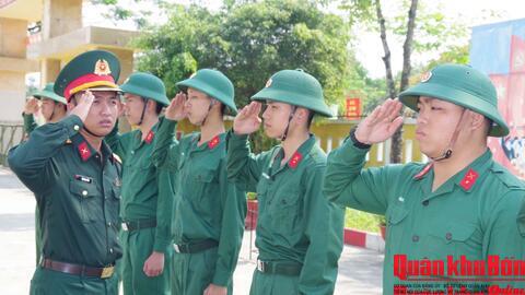 Tân binh nhanh chóng hòa nhập môi trường quân ngũ