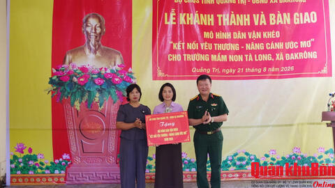 Bộ Chỉ huy Quân sự tỉnh Quảng Trị bàn giao mô hình dân vận khéo tại xã Đakrông
