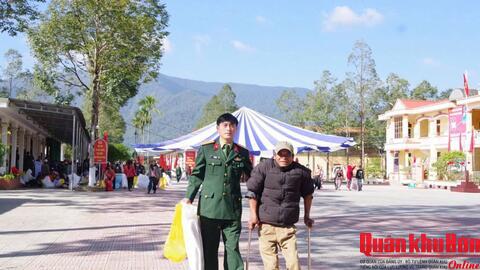 Lan tỏa phẩm chất “Bộ đội Cụ Hồ” từ hành động giản dị