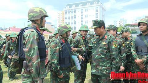 Trung tướng Hà Thọ Bình, Tư lệnh Quân khu: Kiểm tra công tác sẵn sàng chiến đấu tại tỉnh Thanh Hóa.