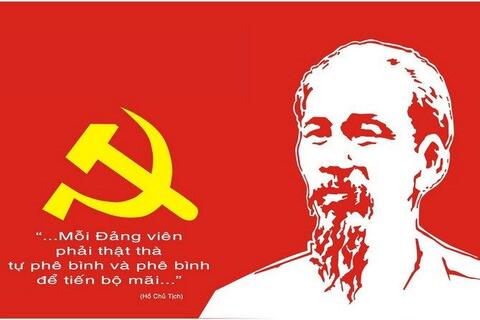 “Trước mặt quần chúng, không phải ta cứ viết lên trán chữ “cộng sản” mà ta được họ yêu mến...”
