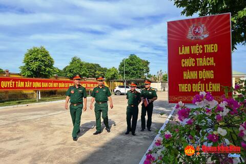 Hoàn thành chấm thi doanh trại chính quy, xanh, sạch, đẹp tại Bộ Chỉ huy Quân sự tỉnh Nghệ An